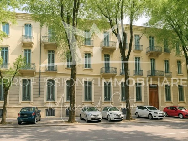 appartamento in vendita a Torino in zona San Salvario