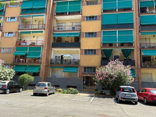 appartamento in vendita a Torino in zona Mirafiori Sud