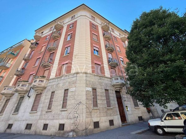 appartamento in vendita a Torino in zona Millefonti
