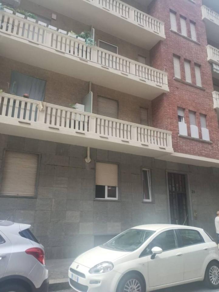 appartamento in vendita a Torino in zona Santa Rita