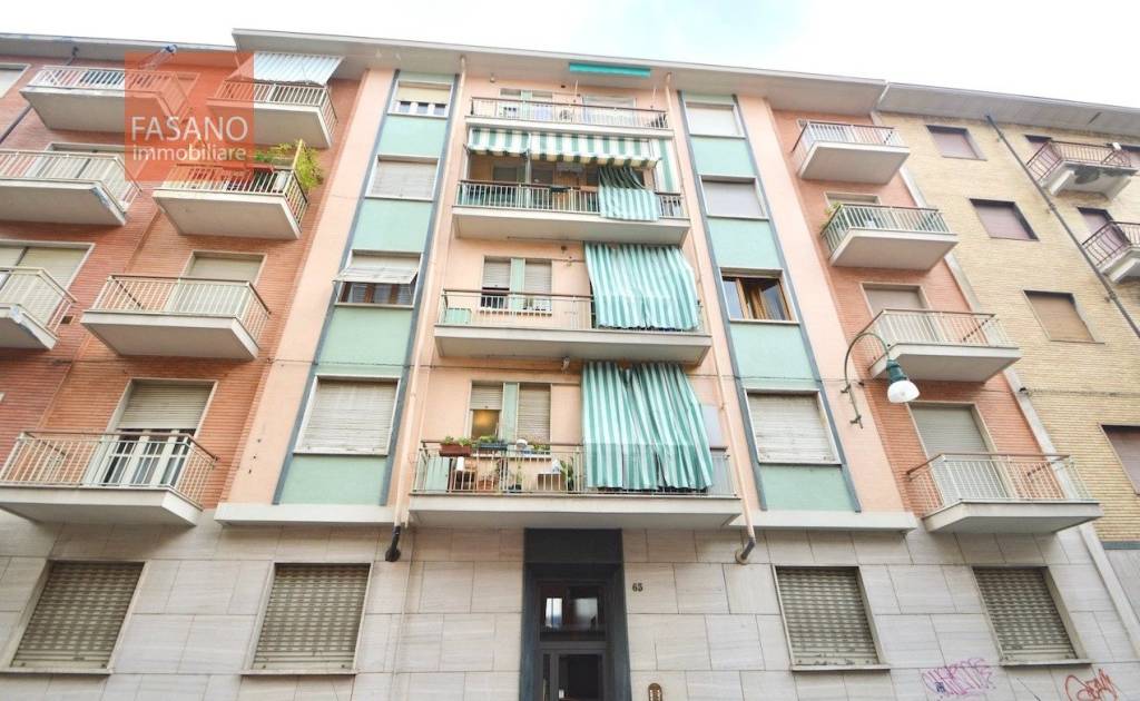 appartamento in vendita a Torino in zona Cenisia