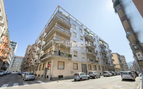 appartamento in vendita a Torino in zona San Salvario