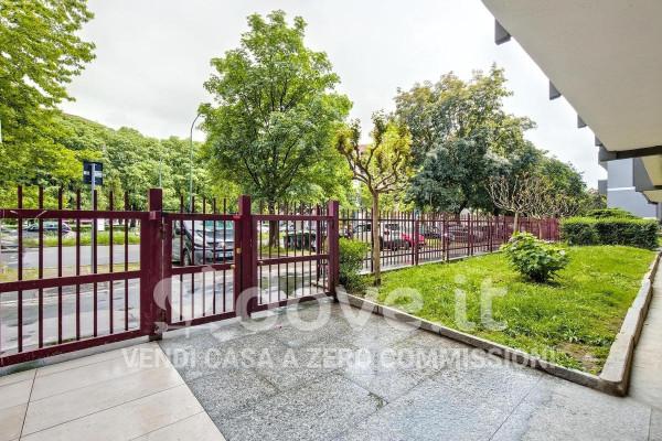 appartamento in vendita a Torino in zona Mirafiori Nord