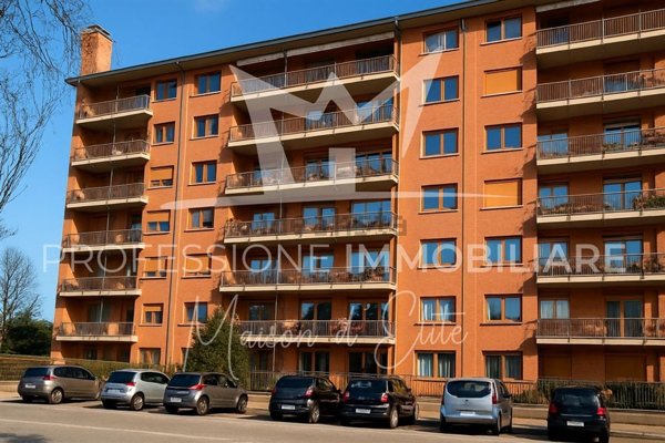 appartamento in vendita a Torino in zona Mirafiori Nord