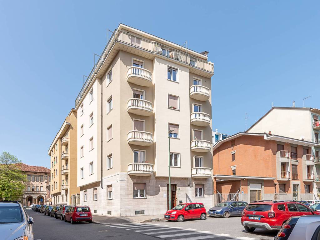 appartamento in vendita a Torino in zona Borgo San Paolo