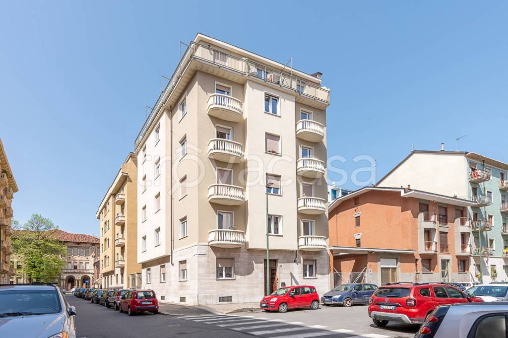 appartamento in vendita a Torino in zona Borgo San Paolo