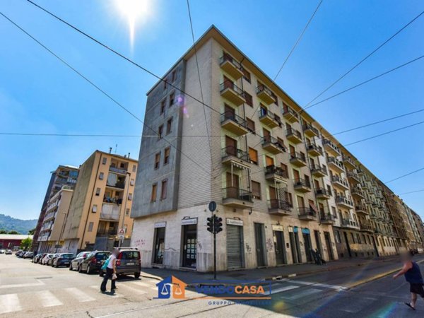 appartamento in vendita a Torino in zona Millefonti