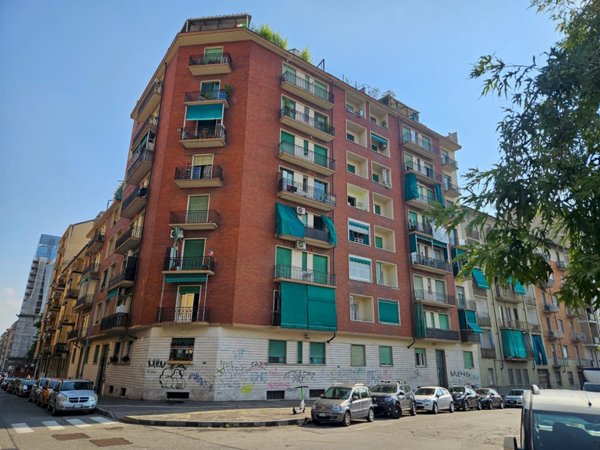 appartamento in vendita a Torino in zona Lingotto