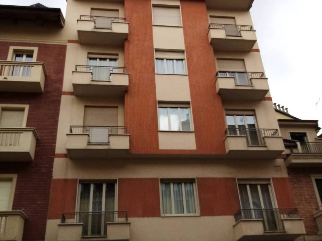 appartamento in vendita a Torino in zona Borgo San Paolo