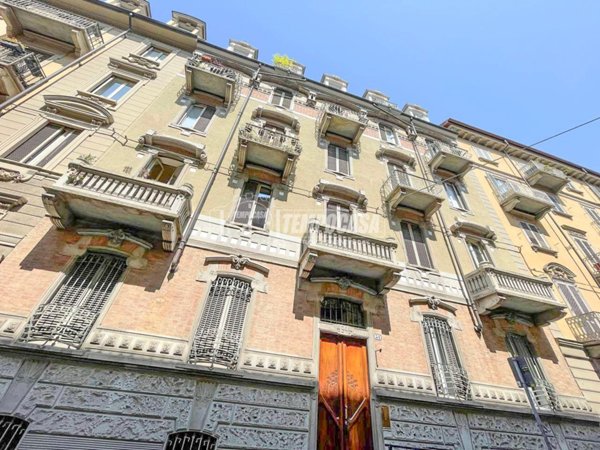appartamento in vendita a Torino in zona Crocetta