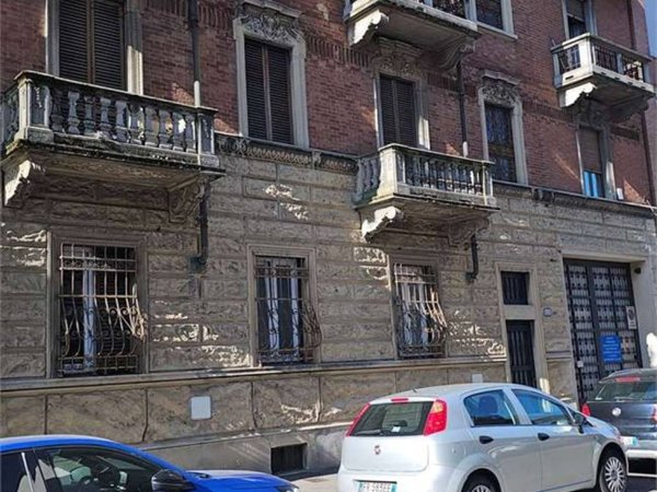 appartamento in vendita a Torino in zona Parella
