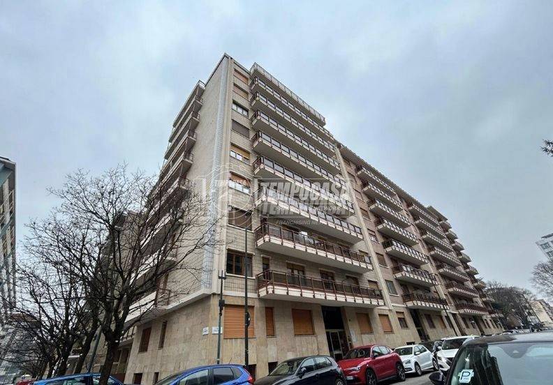 appartamento in vendita a Torino in zona Pozzo Strada