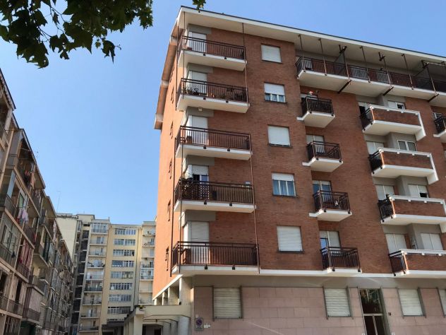 appartamento in vendita a Torino in zona Mirafiori Nord