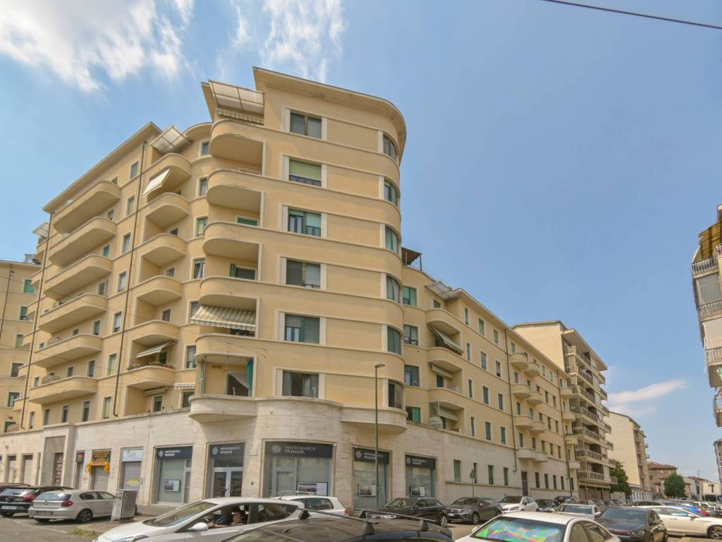 appartamento in vendita a Torino in zona Cenisia