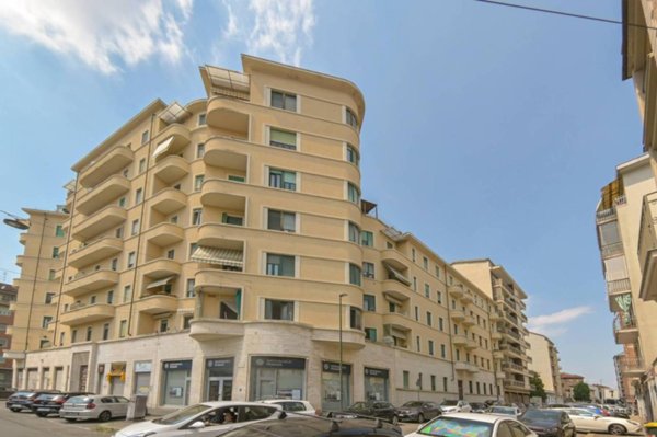 appartamento in vendita a Torino in zona Borgo San Paolo