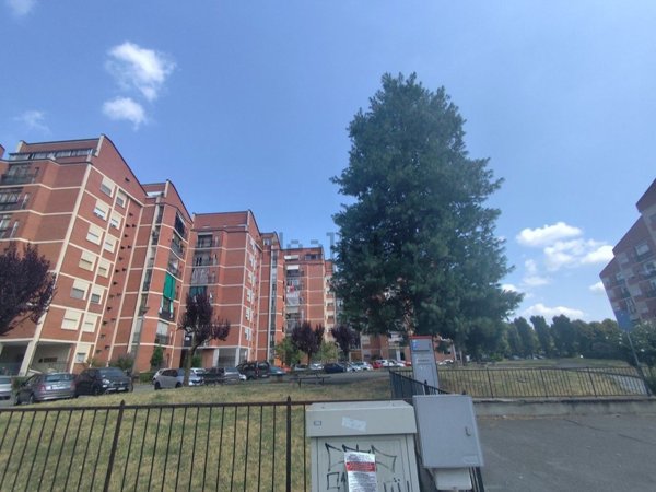 appartamento in vendita a Torino in zona Vallette