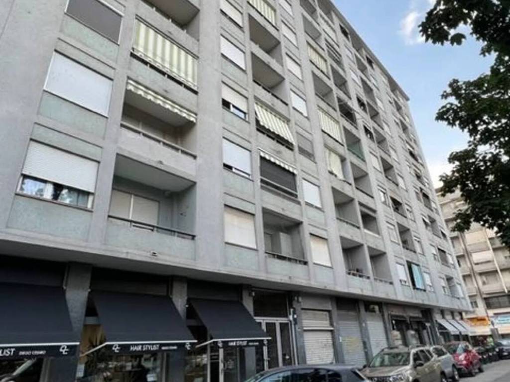 appartamento in vendita a Torino in zona Lingotto