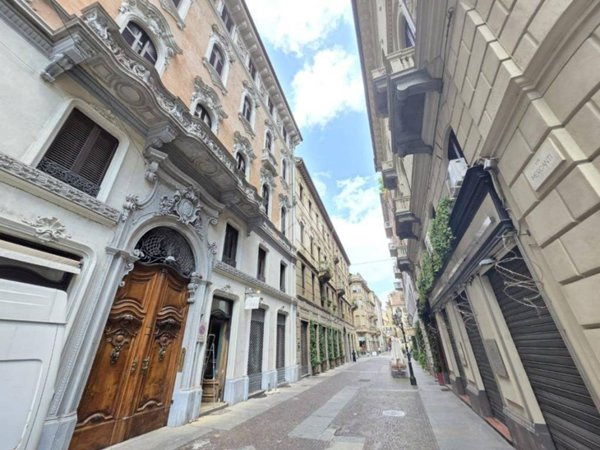 appartamento in vendita a Torino in zona Centro Storico