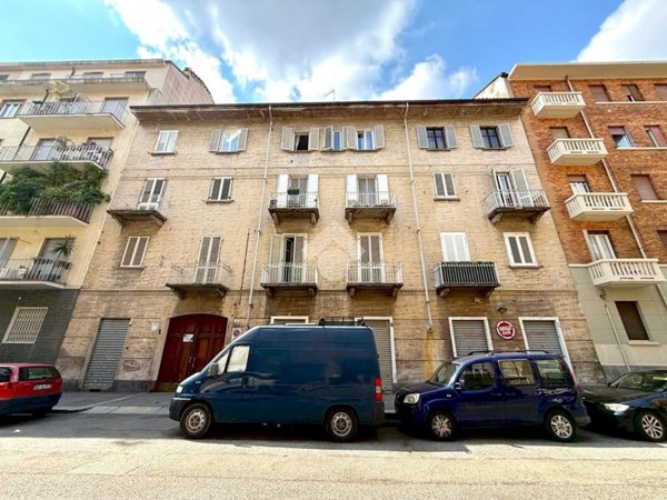 appartamento in vendita a Torino in zona Parella