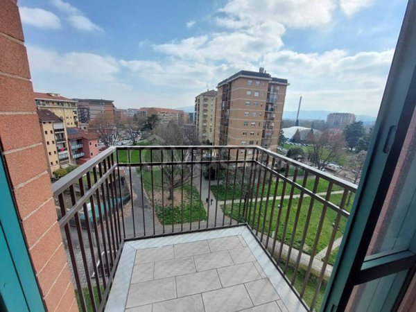 appartamento in vendita a Torino in zona Lucento