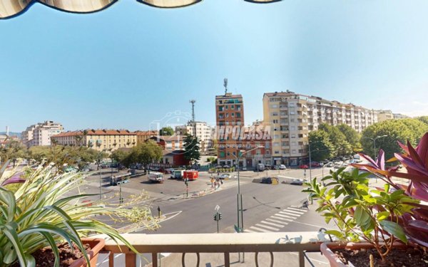 appartamento in vendita a Torino in zona Santa Rita