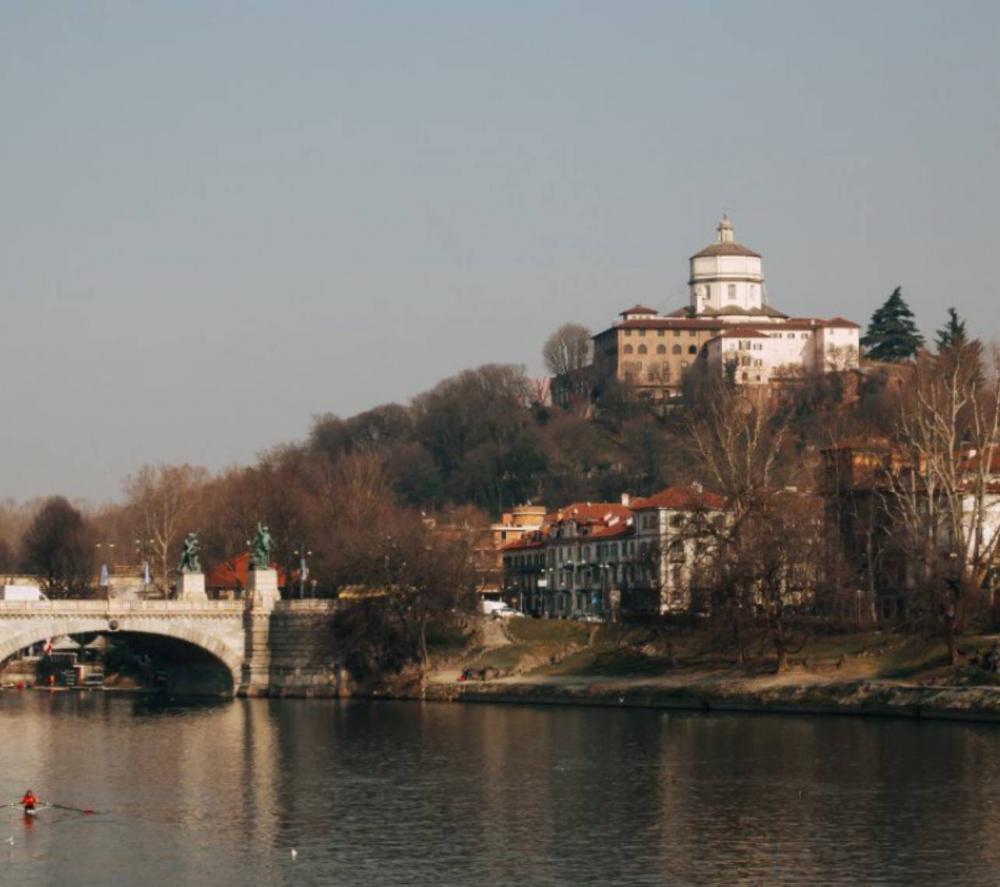 appartamento in vendita a Torino in zona Borgo Po
