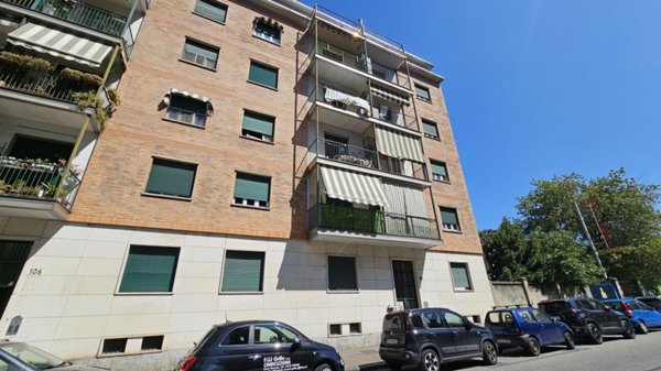 appartamento in vendita a Torino in zona Borgata Vittoria
