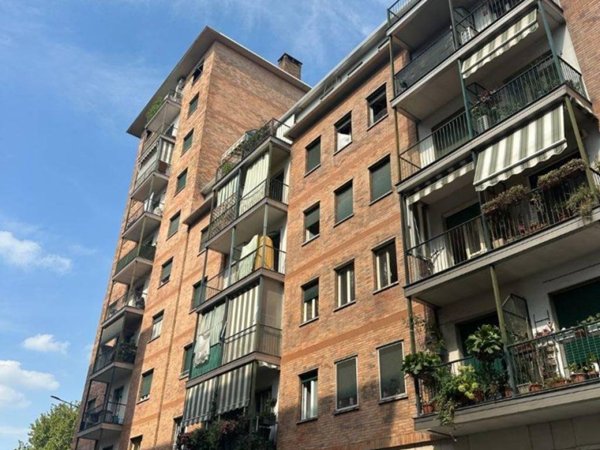 appartamento in vendita a Torino in zona Borgata Vittoria