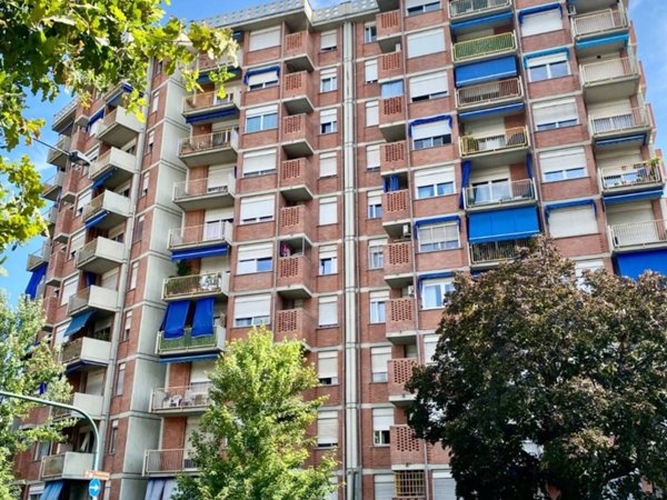 appartamento in vendita a Torino in zona Santa Rita
