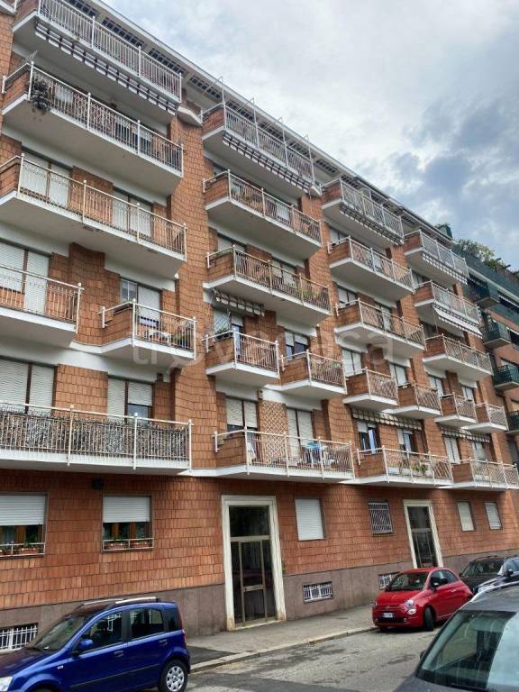 appartamento in vendita a Torino in zona Parella