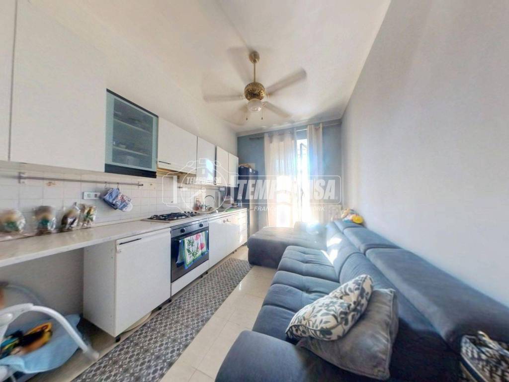 appartamento in vendita a Torino in zona Borgata Vittoria