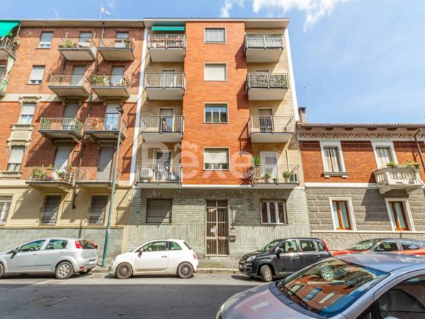 appartamento in vendita a Torino in zona Borgata Vittoria