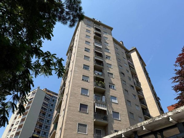 appartamento in vendita a Torino in zona Mirafiori Sud