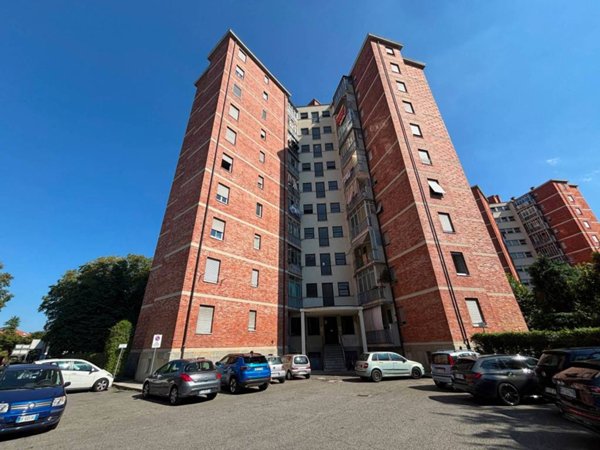appartamento in vendita a Torino in zona Vallette