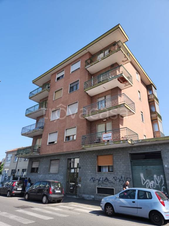 appartamento in vendita a Torino in zona Mirafiori Sud