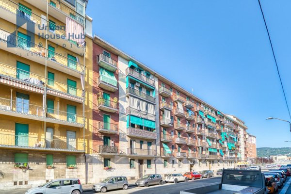 appartamento in vendita a Torino in zona Lingotto