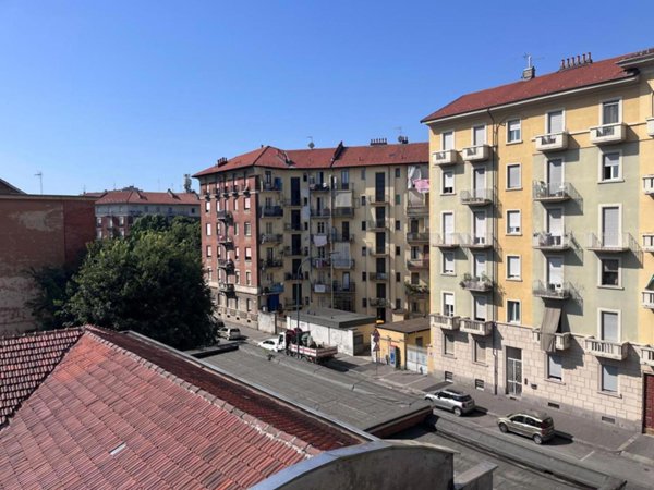 appartamento in vendita a Torino in zona Borgata Vittoria