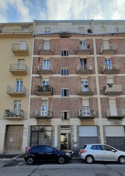 appartamento in vendita a Torino in zona Parella