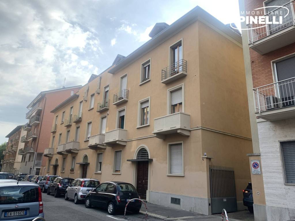 appartamento in vendita a Torino in zona Parella
