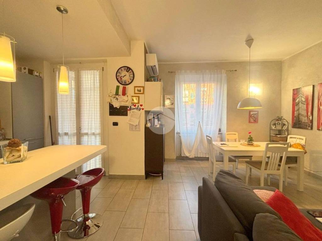appartamento in vendita a Torino in zona Borgata Vittoria