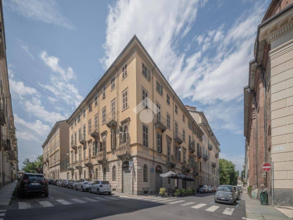 appartamento in vendita a Torino in zona Centro Storico