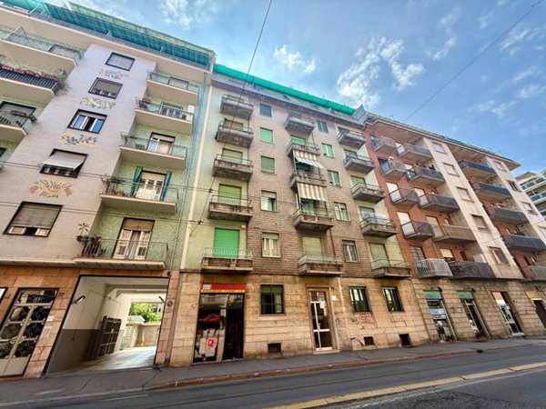 appartamento in vendita a Torino in zona Lingotto