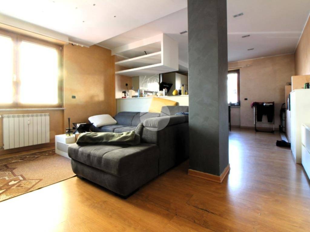 appartamento in vendita a Torino in zona Santa Rita