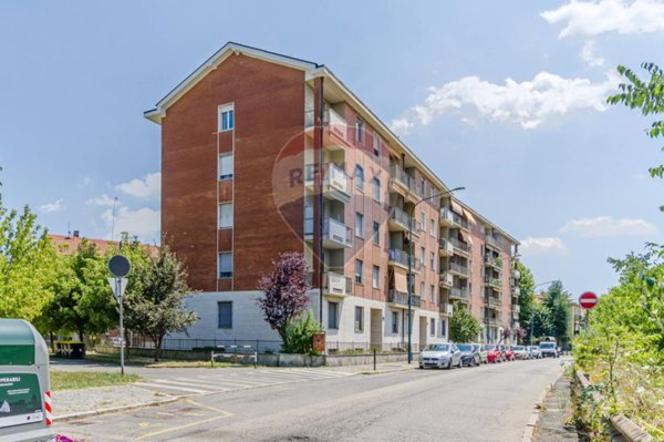 appartamento in vendita a Torino in zona Barca
