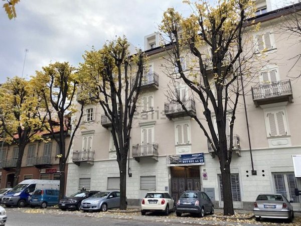 appartamento in vendita a Torino in zona Aurora