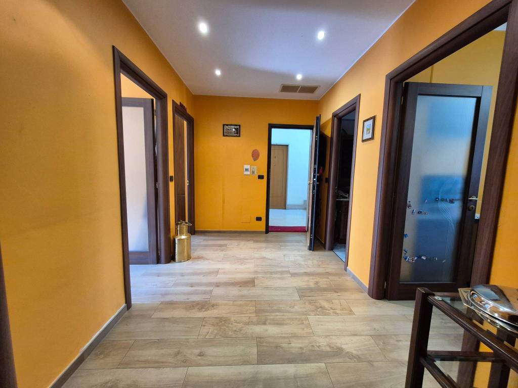 appartamento in vendita a Torino in zona Mirafiori Nord