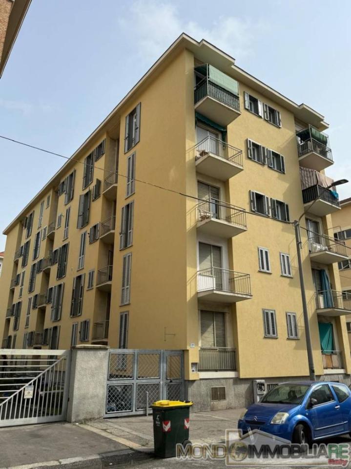 appartamento in vendita a Torino in zona Lingotto