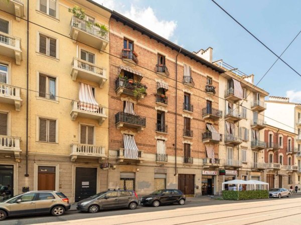 appartamento in vendita a Torino in zona Cenisia