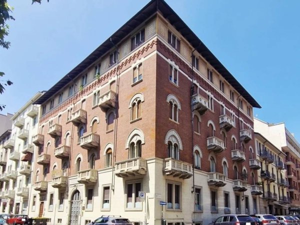 appartamento in vendita a Torino in zona Crocetta