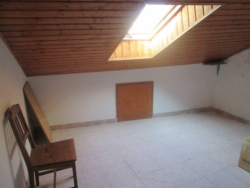 casa indipendente in vendita a Torino in zona Borgata Vittoria